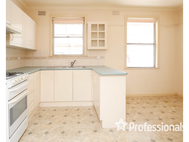 9 Avocado Street, Mildura VIC 3500