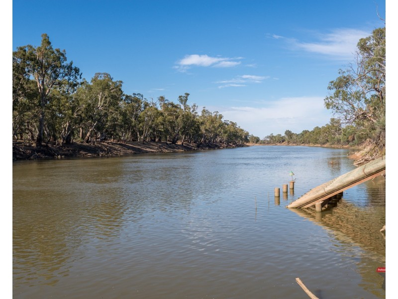 4240 Hattah Robinvale Road, Wemen VIC 3549