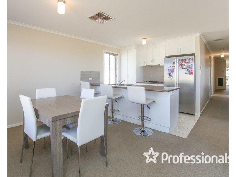 8 Chardonnay Drive, Mildura VIC 3500