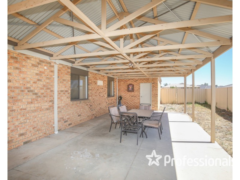 8 Chardonnay Drive, Mildura VIC 3500