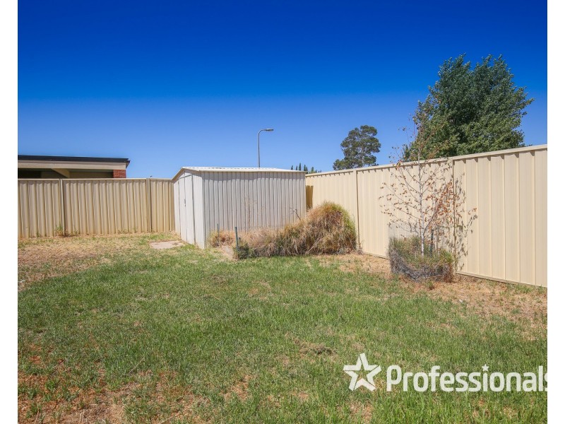 8 Chardonnay Drive, Mildura VIC 3500