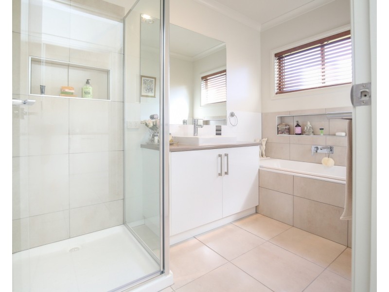 2 Davlin Drive, Mildura VIC 3500