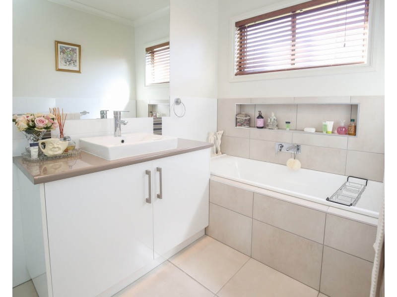 2 Davlin Drive, Mildura VIC 3500