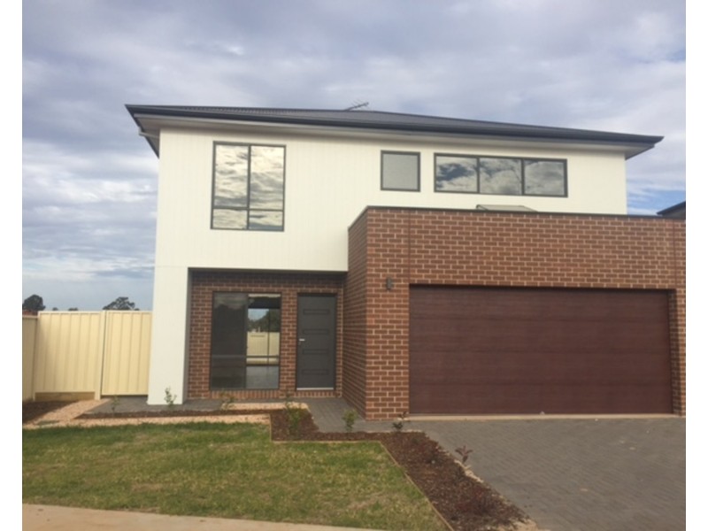 1/9 Toorak Drive, Irymple VIC 3498