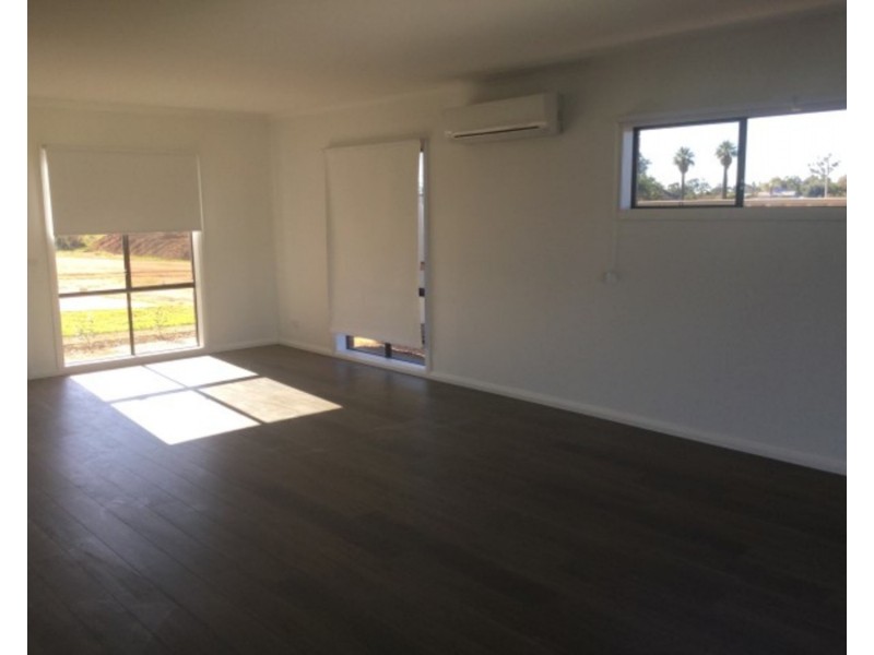 1/9 Toorak Drive, Irymple VIC 3498