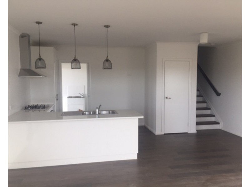 1/9 Toorak Drive, Irymple VIC 3498