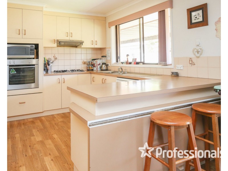 6 Tanduanat Court, Mildura VIC 3500