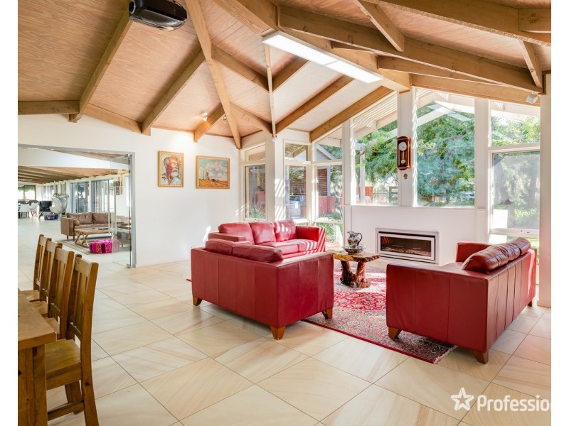 207 Dairtnunk Avenue, Irymple VIC 3498