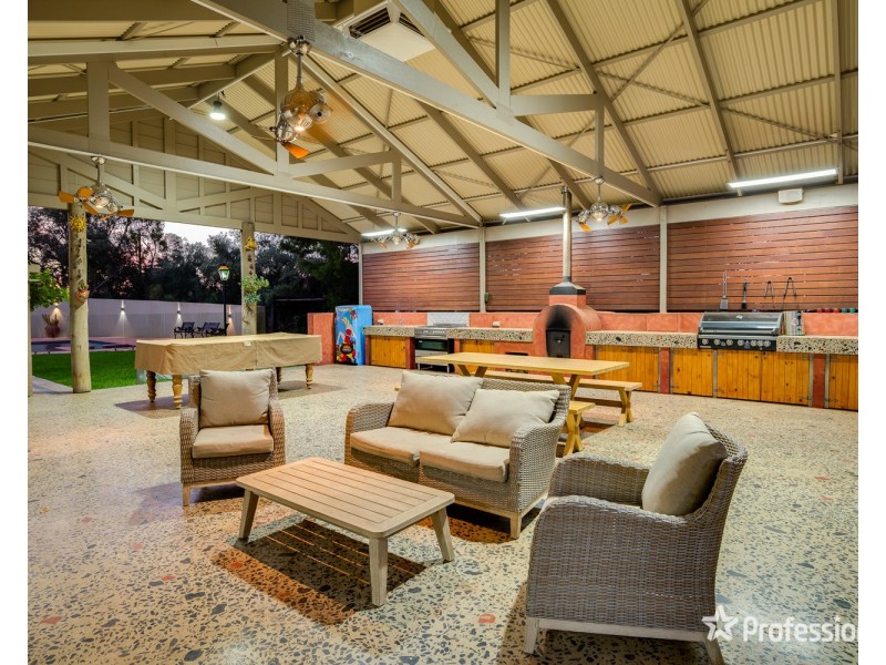 207 Dairtnunk Avenue, Irymple VIC 3498