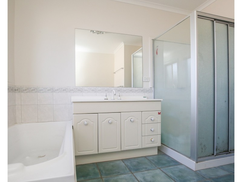 2 Myall Place, Mildura VIC 3500