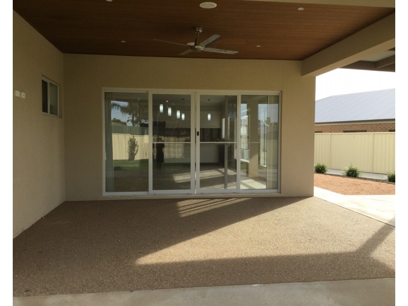 13 Lakeview Court, Mildura VIC 3500