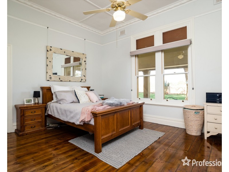 374 Fifth Street, Merbein VIC 3505