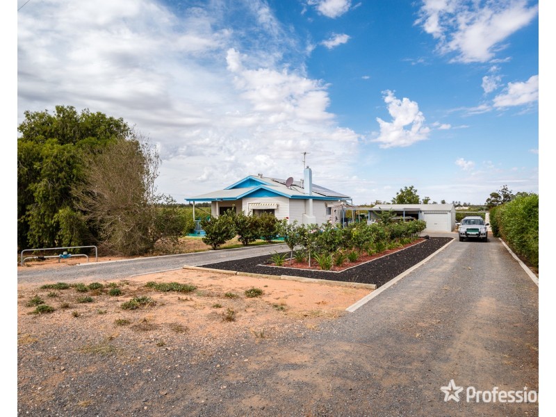 319 Westcliffs Avenue, Cardross VIC 3496