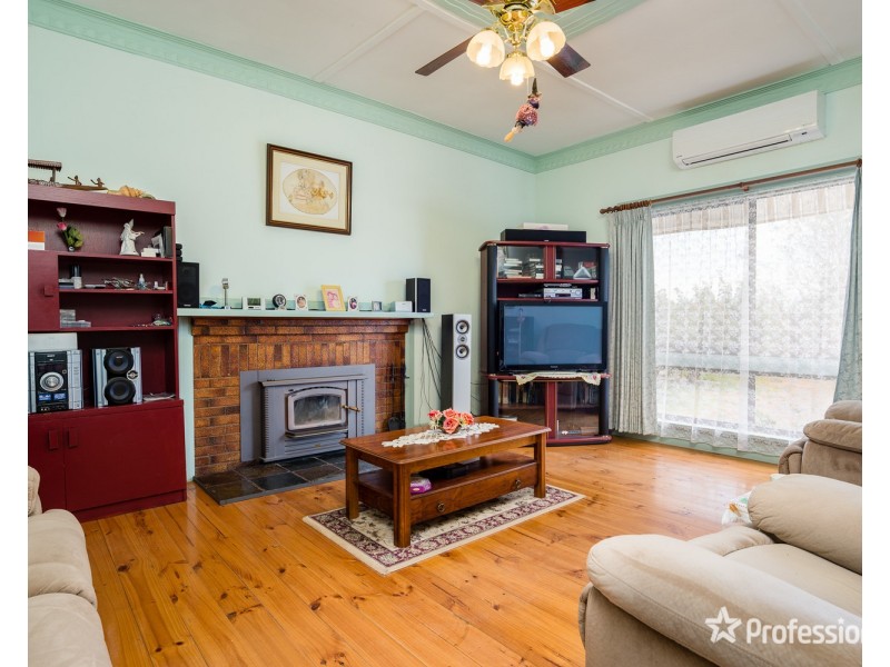 319 Westcliffs Avenue, Cardross VIC 3496