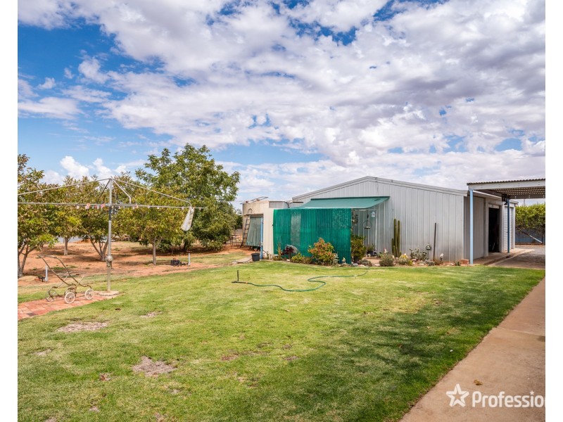319 Westcliffs Avenue, Cardross VIC 3496