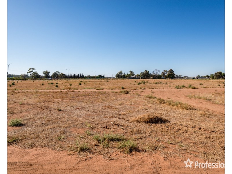 836 – 848 Cowra Avenue, Irymple VIC 3498