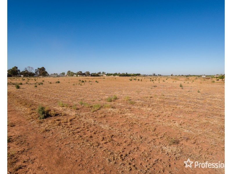 836 – 848 Cowra Avenue, Irymple VIC 3498