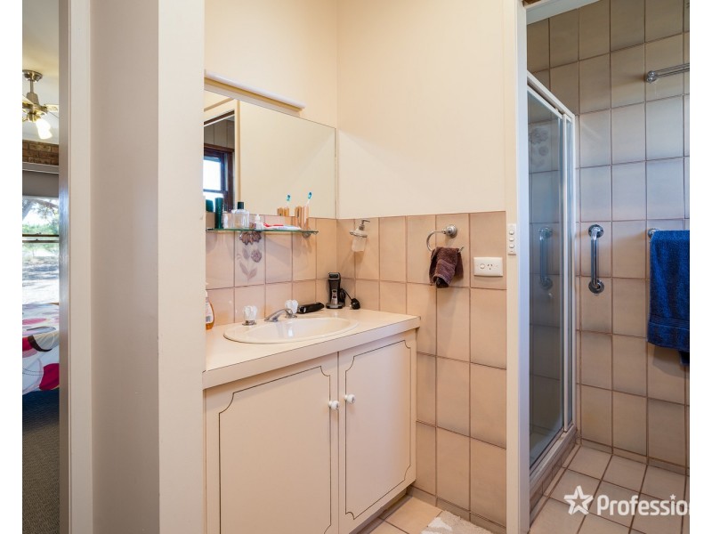 249 Myall Street, Cardross VIC 3496