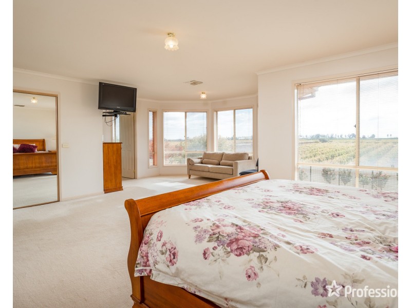 30 Yelta Road North, Merbein VIC 3505