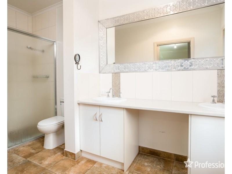 13 Summer Drive, Buronga NSW 2739