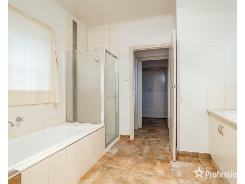 13 Summer Drive, Buronga NSW 2739