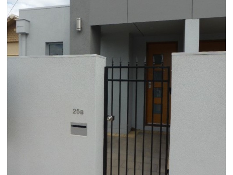 25b Pine Avenue, Mildura VIC 3500