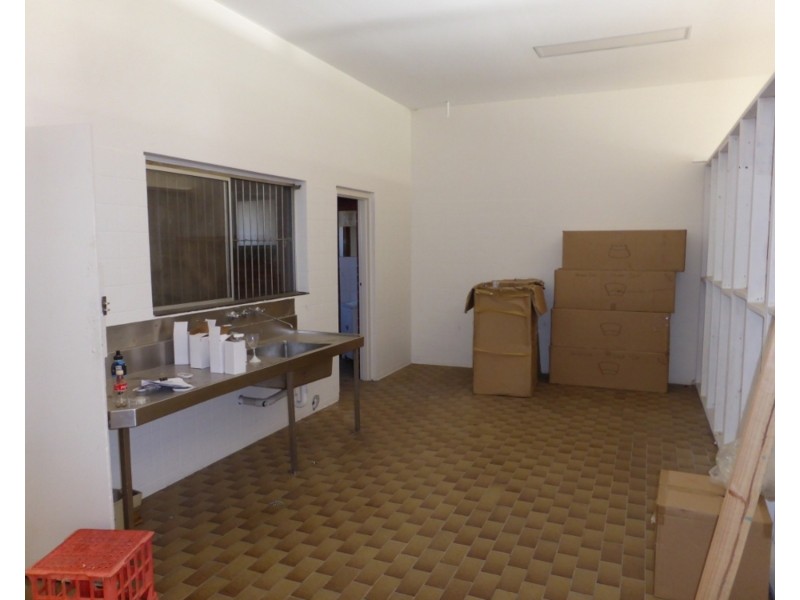 210 Deakin Avenue, Mildura VIC 3500