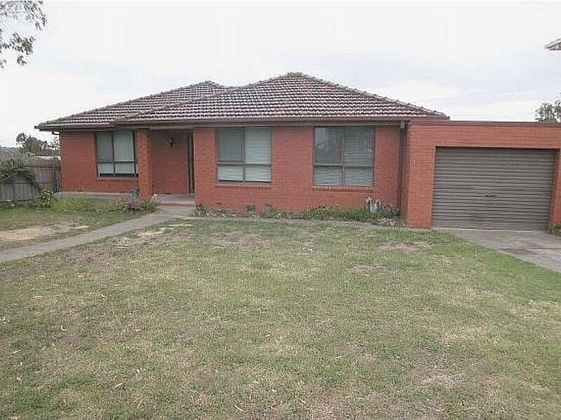 54 Wenden Road, Mill Park VIC 3082