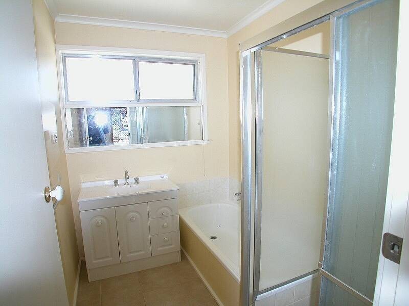 19 Kirwan Avenue, Lalor VIC 3075