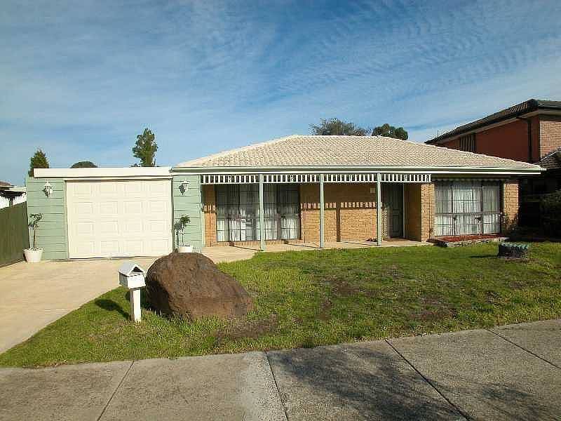 3 Newcombe Court, Mill Park VIC 3082