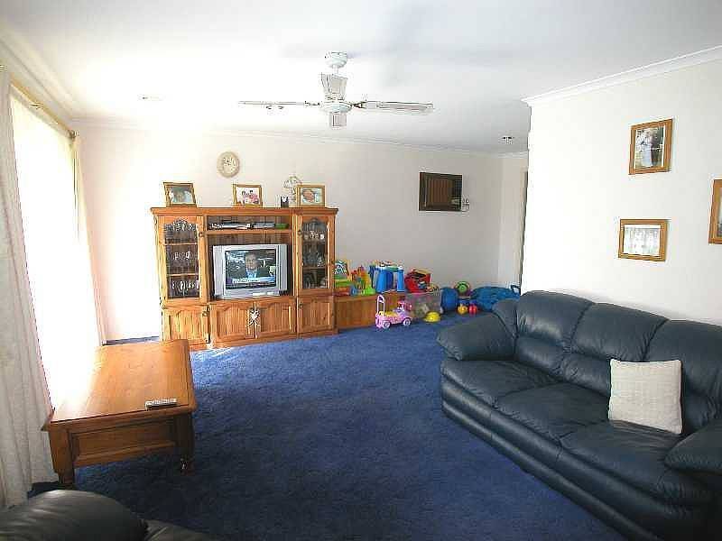 3 Newcombe Court, Mill Park VIC 3082