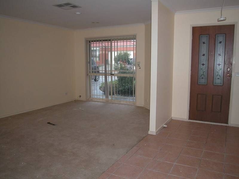 3 Oldfield  Place, Epping VIC 3076