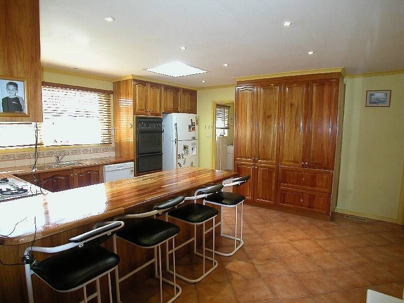 10 Garrett Court, Mill Park VIC 3082