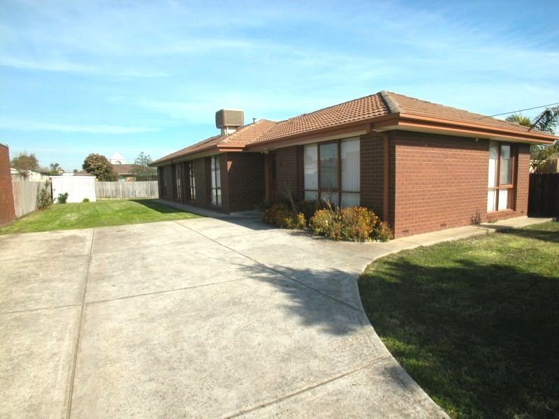 15 Irons Court, Epping VIC 3076