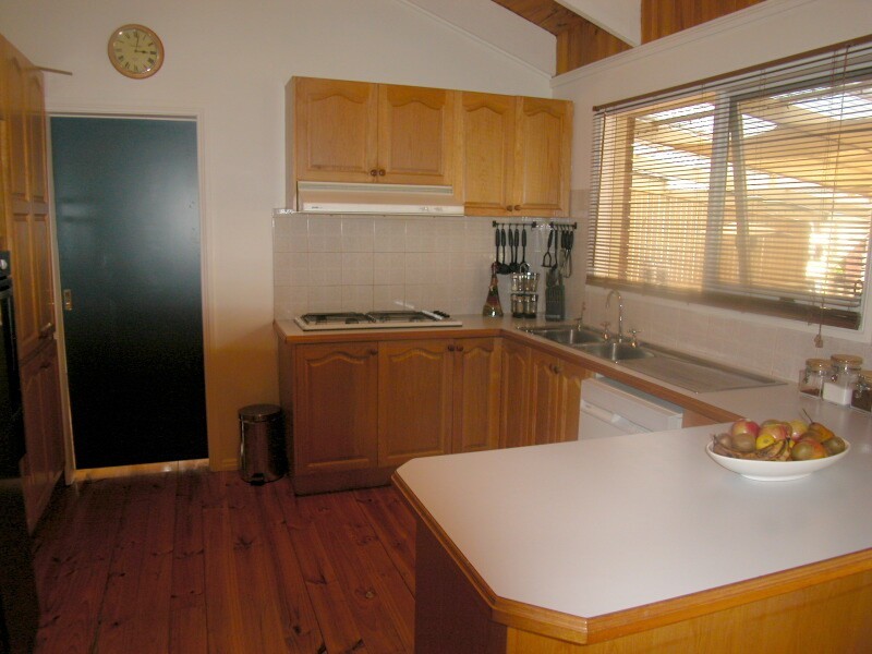 44 Golf Links Drive, Mill Park VIC 3082