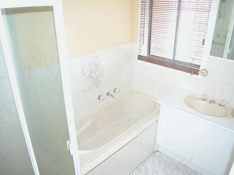 14 Border Drive, Mill Park VIC 3082