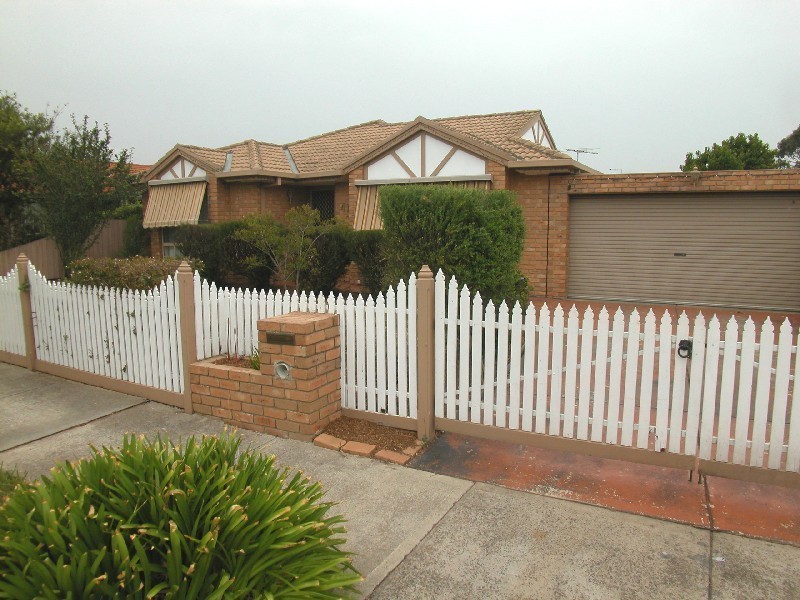 47 Allwyn Crescent, Mill Park VIC 3082