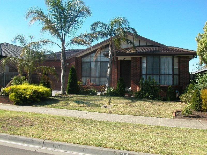 24 Timmins Court, Mill Park VIC 3082