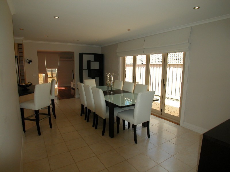 19 Tennyson Circuit, Mill Park VIC 3082