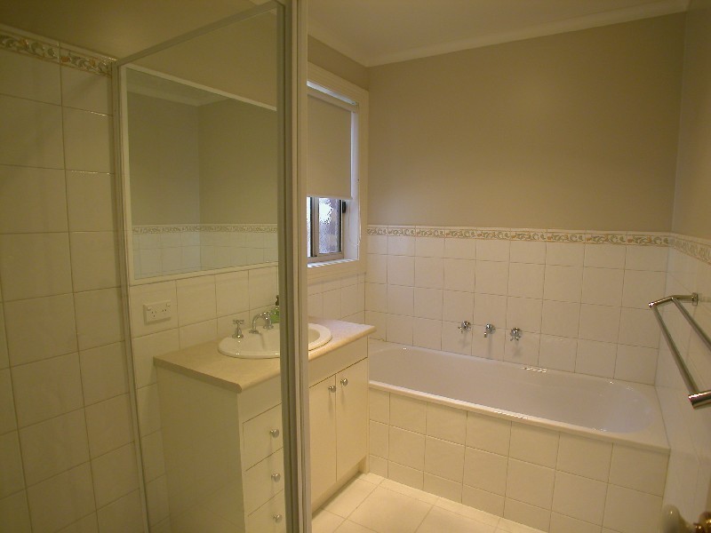 19 Tennyson Circuit, Mill Park VIC 3082