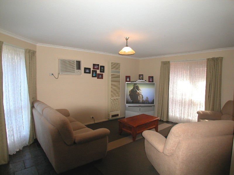 2/12 Bremner Court, Mill Park VIC 3082