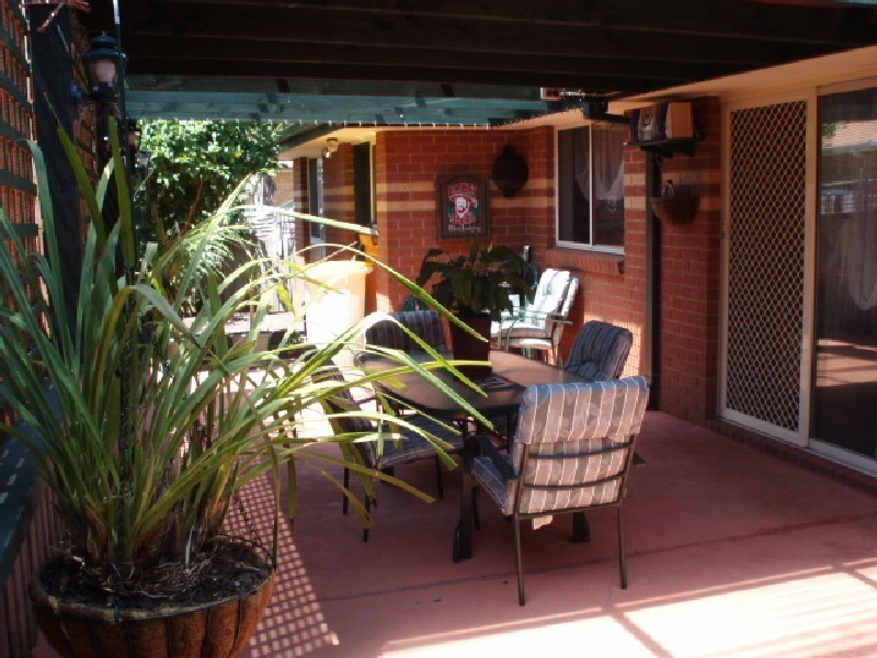 2/12 Bremner Court, Mill Park VIC 3082