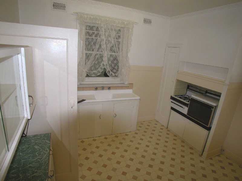 24 William Street, Preston VIC 3072