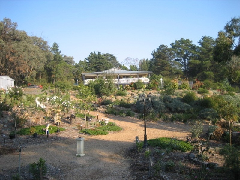 182 Yan Yean Road, Plenty VIC 3090