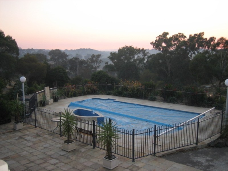 182 Yan Yean Road, Plenty VIC 3090