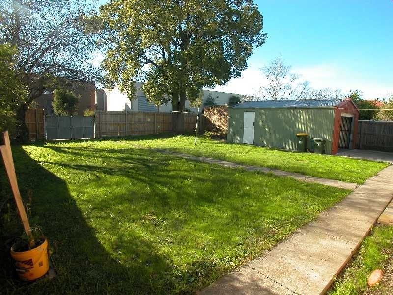 2 Lyking Street, Pascoe Vale VIC 3044