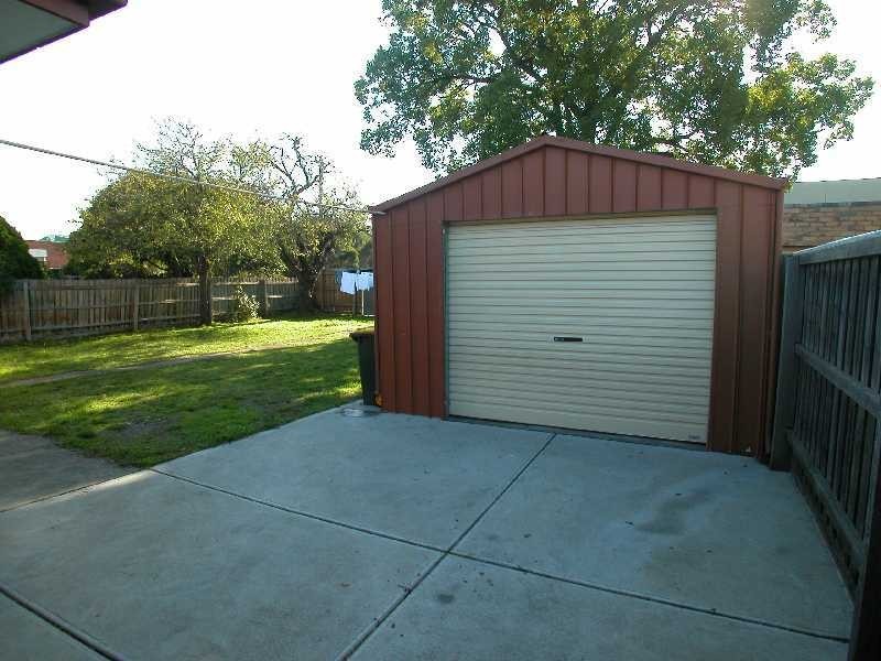 2 Lyking Street, Pascoe Vale VIC 3044