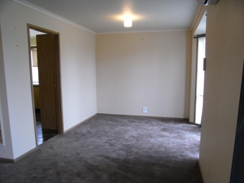 16 Quist Court, Mill Park VIC 3082