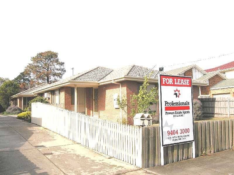 21a Woolnough Drive, Mill Park VIC 3082