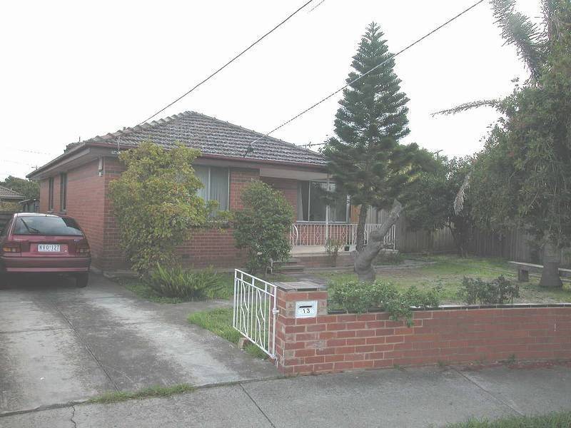 13 Helpman Crescent, Epping VIC 3076